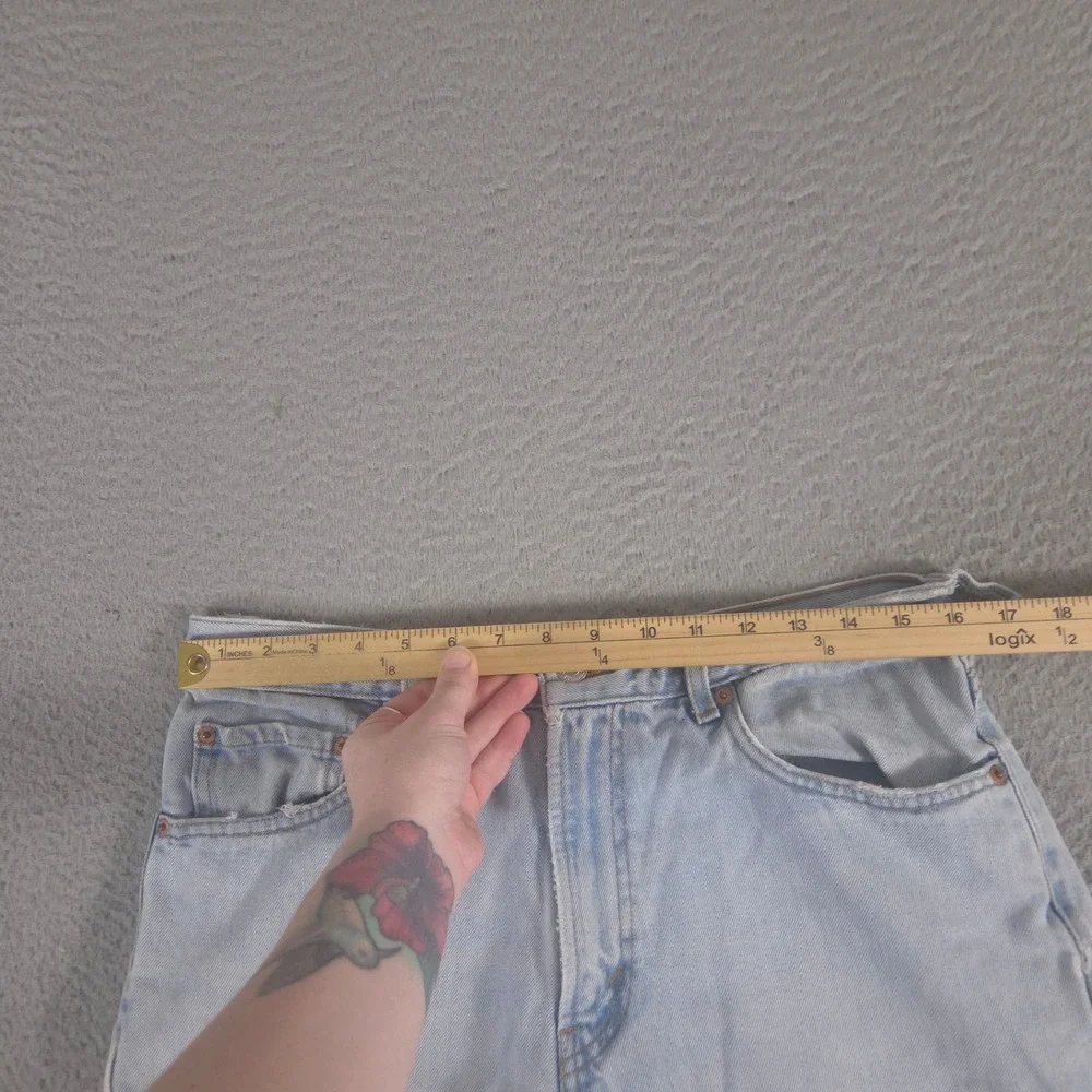 VINTAGE Levi's Jeans Mens 33x30 Light Wash 550 Relaxed Fit Tapered Leg Denim 00s
